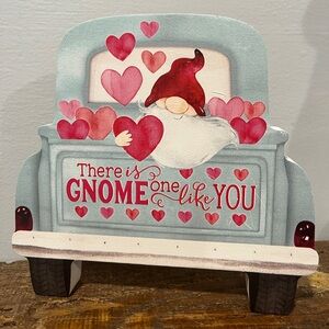 ❤️Cute V-Day Decor!